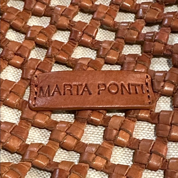 Marta Ponti Portugal | Large Rich Carmel Brown Genuine Woven Leather Hobo Bag - Picture 2 of 13